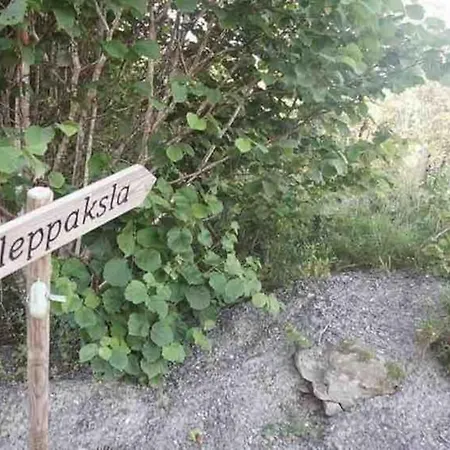Austefjorden Hytte Ved Havet! * Forland