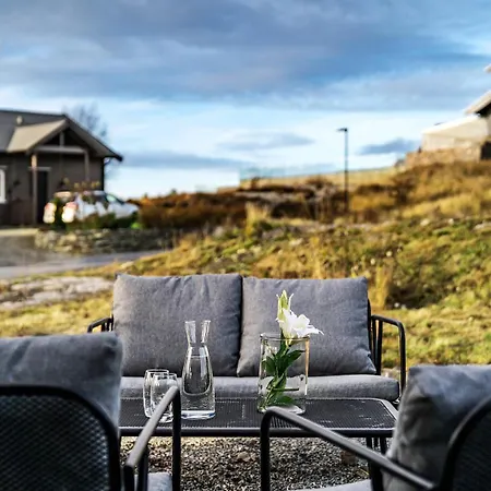Austefjorden Hytte Ved Havet! *